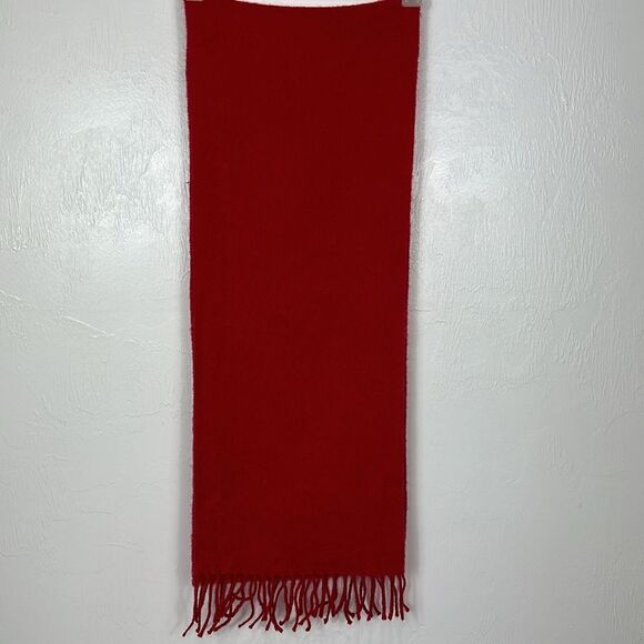 Marshall Field’s Wool Red Winter Fringe Scarf - Picture 2 of 5